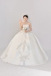 -雅云婚纱摄影工作室旗舰店