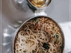 -正宗杨记普洱酸醋米线(总店)
