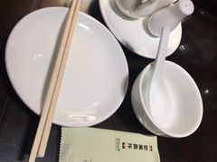 餐具摆设-三盅两件(百丽宫)