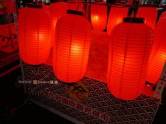 -六合夜市