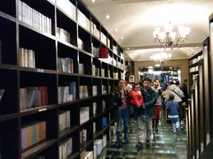 -钟书阁(松江泰晤士小镇店)