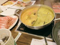 -呷哺呷哺(世贸.工三店)