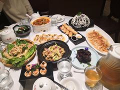-尚一汤 广东炖汤(金桥国际店)