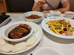 -饭橘汉江码头·乡野土菜馆(静安路店)