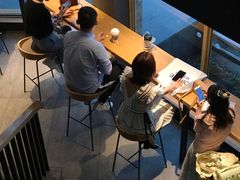 -星巴克(西藏路店)