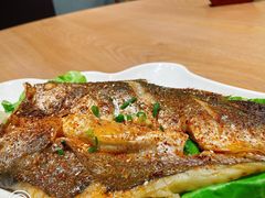 多多特色烤黄鱼-云天楼国鼎喜宴中心(国鼎店)