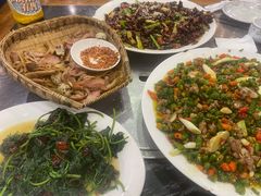 -江湖黑大兔(杨家坪店)