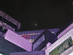 -资和信百货商场