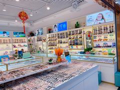 -新视达眼镜店·蔡司·依视路(名镜苑店)