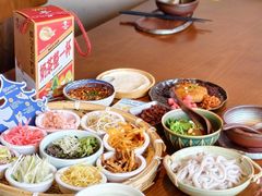 -包整·丝娃娃(甲秀楼景观店)