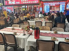 -刘姐啤酒鱼民族演艺餐厅(西街总店)