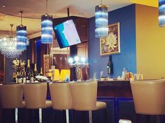 -龙虾酒吧扒房(宁波香格里拉店)