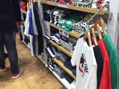 -优衣库(上海虹口龙之梦店)