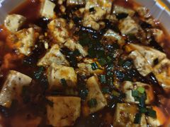 -鑫巴蜀小镇 · 水煮鱼专研店(玉桥店)