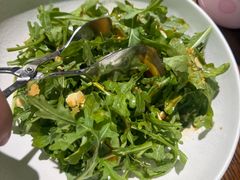 芝麻菜黄溏心松花蛋-小大董·烤鸭(王府井apm店)