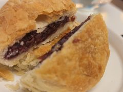 现烤玫瑰鲜花饼-云海肴·云南小炒·汽锅鸡(曲江大悦城店)