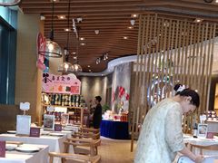 -若蘭慈·无国界素食料理(欢乐海岸店)