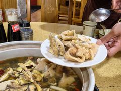 -东巴谷野生菌火锅餐厅