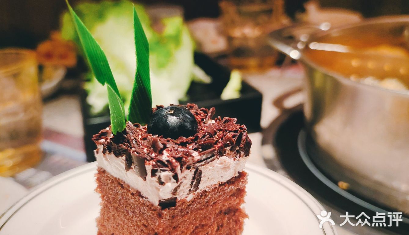 成都探店｜泰式海鲜火锅，甜品小吃冰淇淋免费吃~