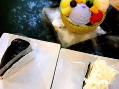 -莓园冰淇淋店