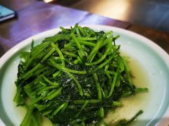 清炒茼蒿-东北农家饺子村(昌平路店)
