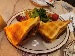 -玲婧胡同·生日蛋糕·餐厅(嘉里城店)