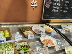 -饭橘汉江码头·乡野土菜馆(静安路店)