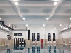 -莘城学校羽毛球馆