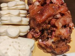 自家招牌酱猪手-张大嘴菜馆(庞各庄店)