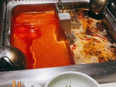 -海底捞火锅鲜切牛肉主题店(长寿路店)