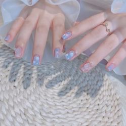 -VIVI BEAUTY  美甲美睫皮肤管理中心