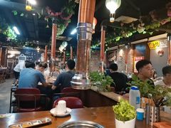 大堂-·缸桶屋·韩式牛肋条自助烤肉(西湖D11店)