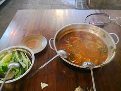 -野山舂·贵州现舂酸汤牛肉(东山店)