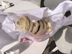 -眼镜粑粑