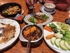 -Hoang Yen Vietnamese Cuisine