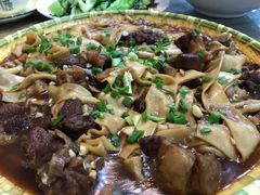 -壹阁胡羊焖饼(特色小吃街店)