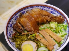 卤大鸡腿饭-潮汕三宝鲜牛肉火锅