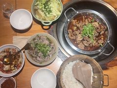 -大众跷脚牛肉馆·非遗传承单位(峨眉山店)