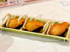 天鹅榴莲酥-稻香(汉街店)