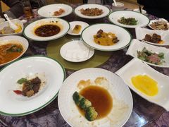-沁香庭中餐厅·川粤菜(重庆高新假日酒店)
