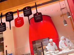 -城市大道红炉披萨烘焙坊