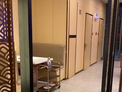 -七欣天香辣蟹火锅(闵行浦江欢乐颂店)