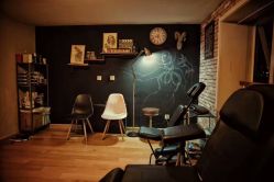 -Black Tattoo Studio