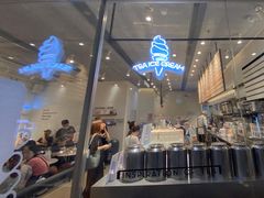 -喜茶(上海打浦桥日月光gelato lab+店)