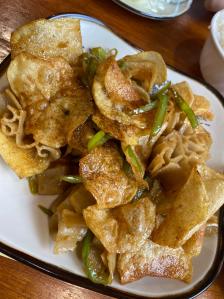 坐落在山西省忻州市五台县台怀镇."-大众点评移动版