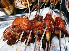 烤猪蹄子-曹掌柜小酒馆烧烤集团(崂山同兴路店)