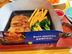 -菲滋意式休闲餐厅(北仑银泰城店)
