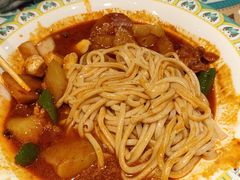 -楼兰古丽·新疆拌面·清真(华阳城店)