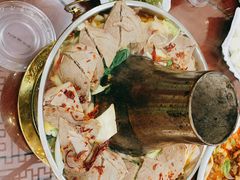 -撒拉人家.酸菜牦牛肉火锅