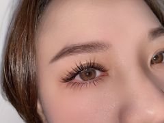-贺加贝化妆美甲培训学校